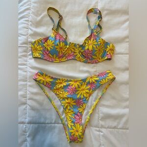 Daisy Bikini 🌼